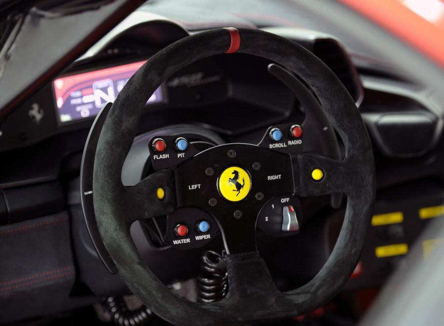  Ferrari 458 Italia Challenge 2010 года  (фото 40 из 52)